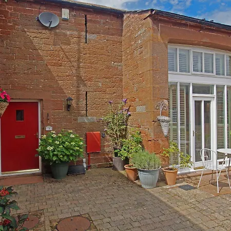 Holiday home The Hayloft Warwick On Eden *